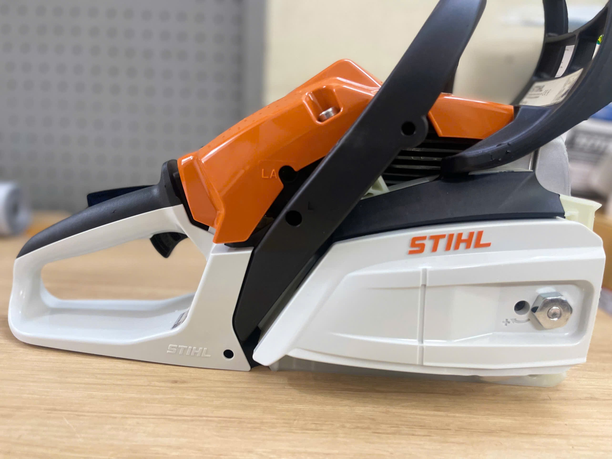 Máy cưa xích STIHL MS172 bền bỉ dễ sử dụng