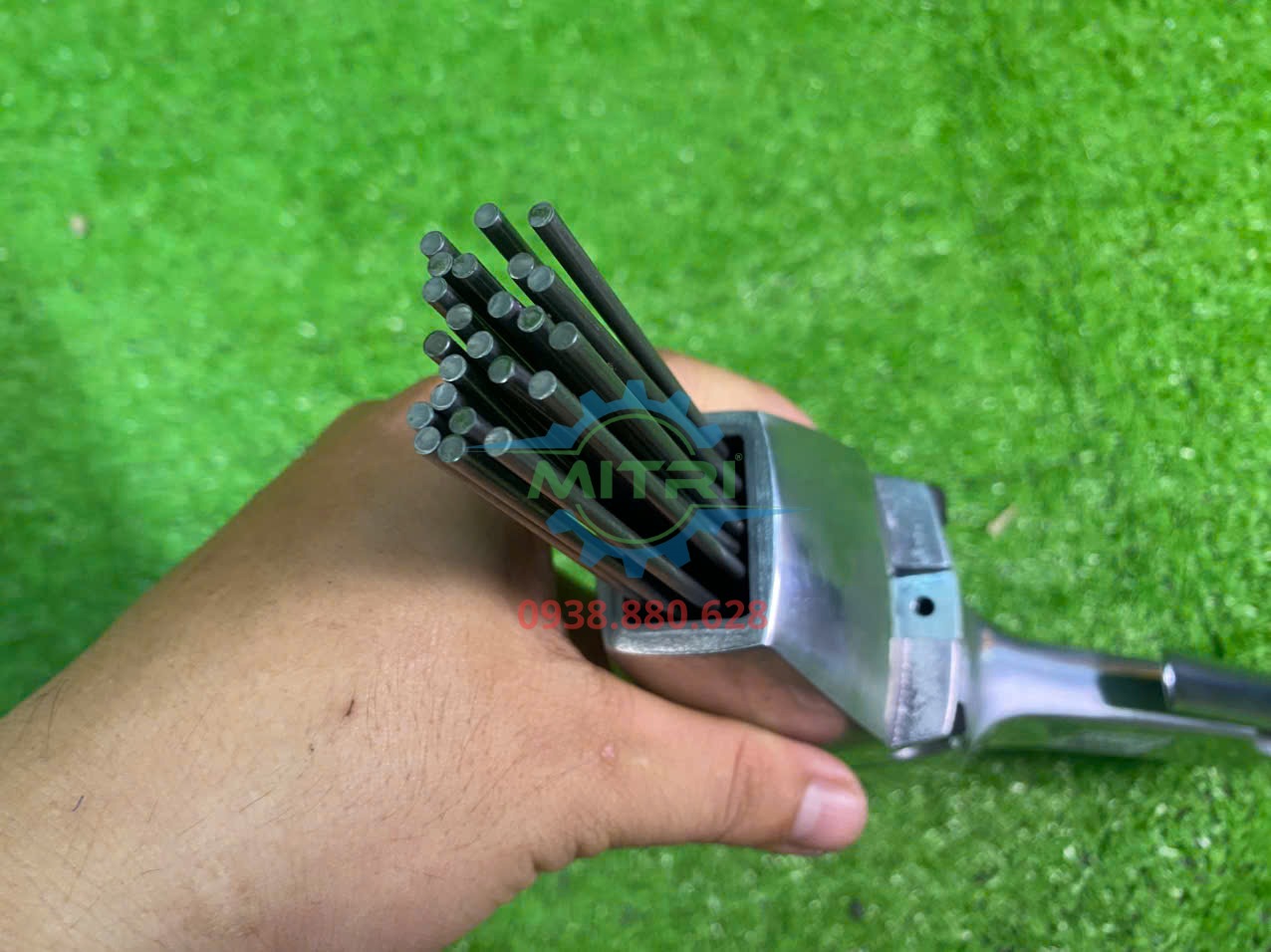 Máy đánh gỉ Nitto JEX-24 tốc độ 4000 lần mỗi phút