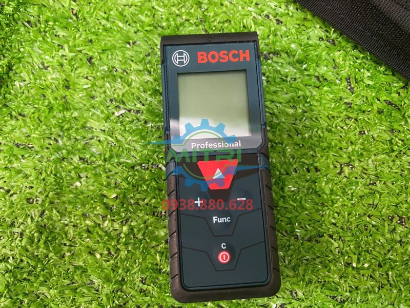 Mặt trước máy đo khoảng cách laser Bosch GLM 40-12