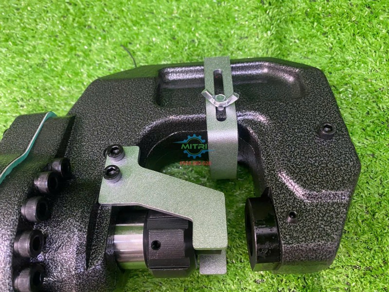 Đầu đột chính diện Máy Đột Lỗ Thủy Lực MHP25 Đầu đột chính diện Máy Đột Lỗ Thủy Lực Cầm Tay MHP25