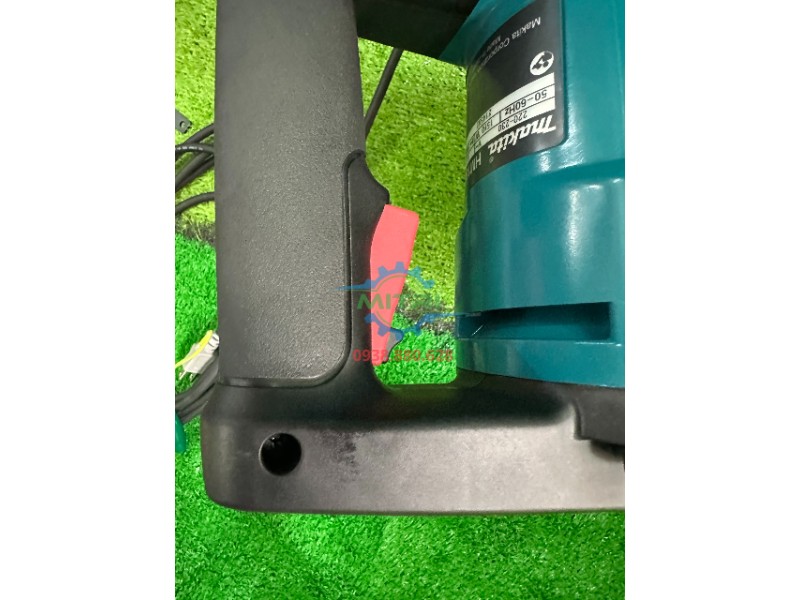 Tay cầm và cò bóp máy đục bê tông Makita HM1306