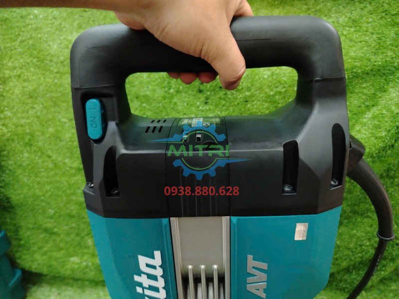Tay cầm chính phía sau máy đục bê tông Makita HM1511