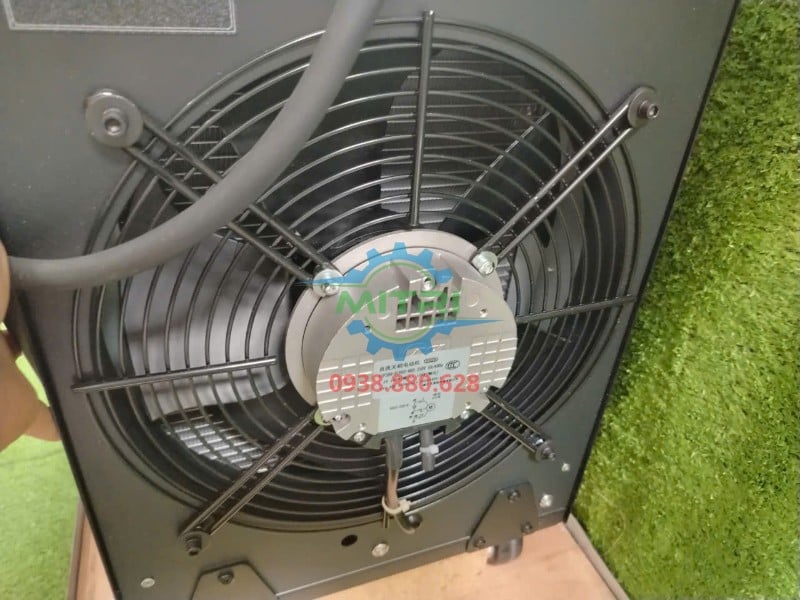 Máy hàn laser Jasic LS-20000F quạt làm mát mặt sau