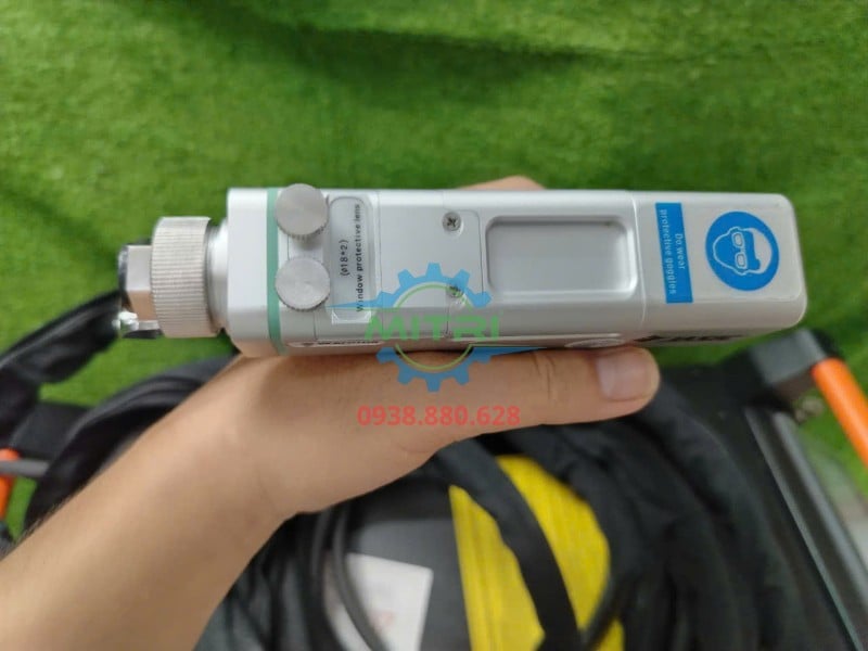 Máy hàn laser Jasic LS-20000F súng hàn laser cầm tay