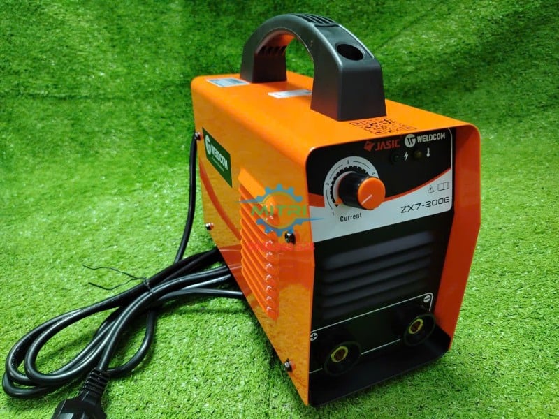 Toàn bộ mặt trước máy hàn que Jasic ZX7-200E