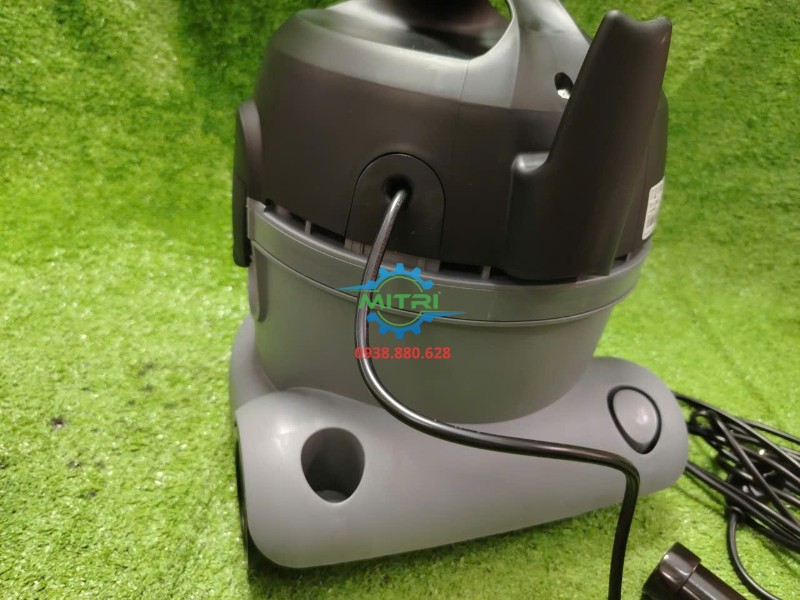 Mặt sau thân máy hút bụi Kärcher T 8/1 Classic