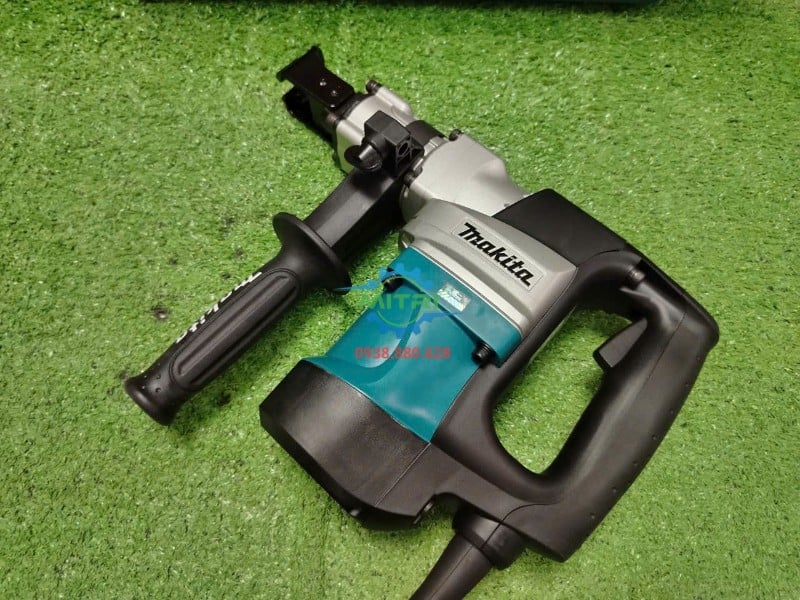 Toàn bộ Makita HR3530 nhìn chéo từ trên Toàn bộ Makita HR3530 nhìn chéo từ trên