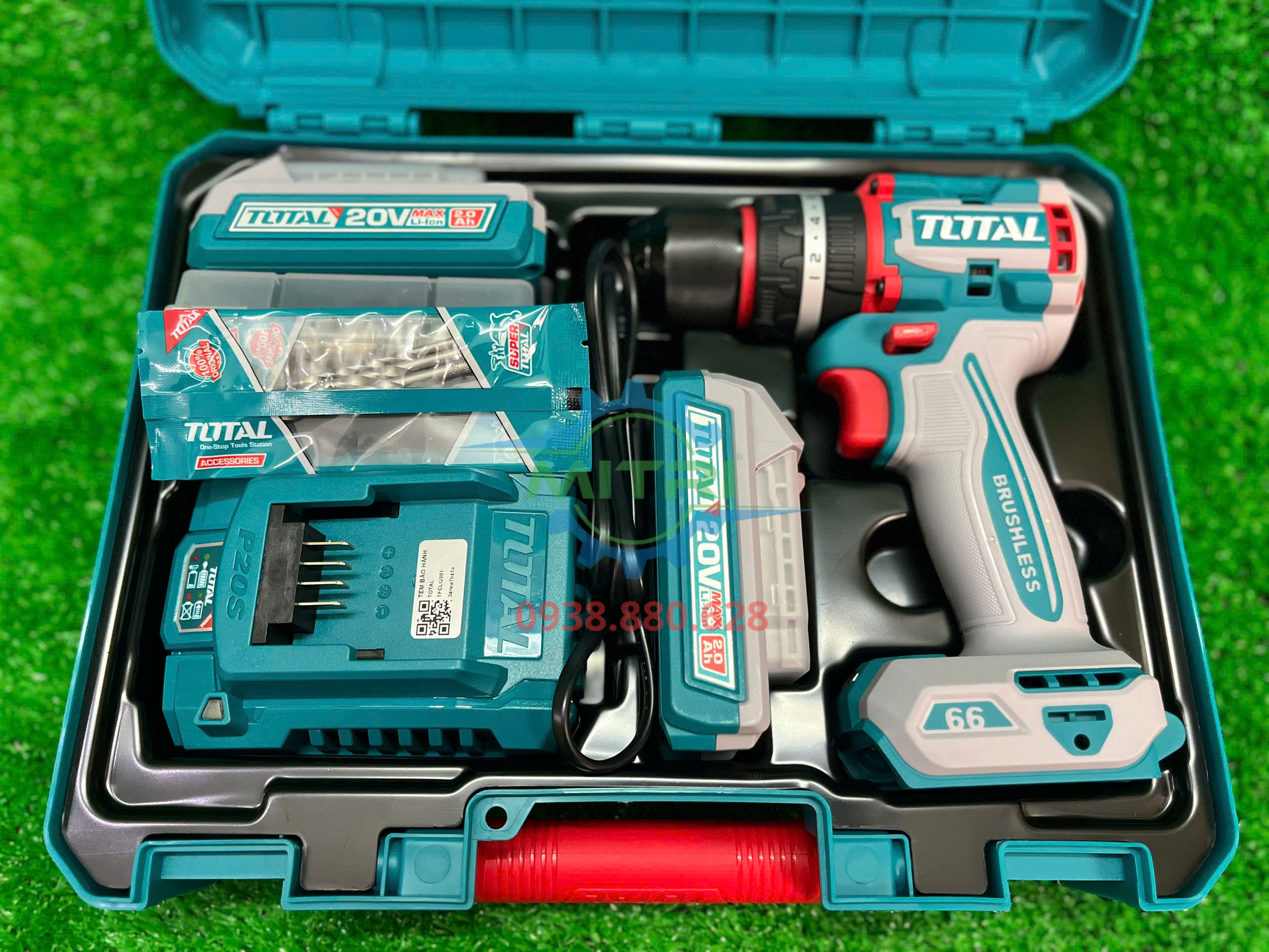 Máy khoan búa dùng pin Total TIDLI20668 20V kèm bộ phụ kiện