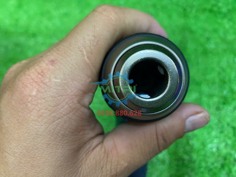 Đầu kẹp máy khoan Makita DHP459Z nhìn thẳng