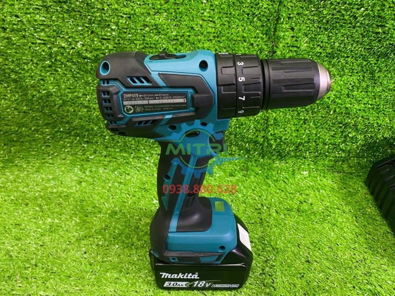 Máy khoan búa vặn vít Makita DHP459Z toàn thân góc nghiêng trước phải