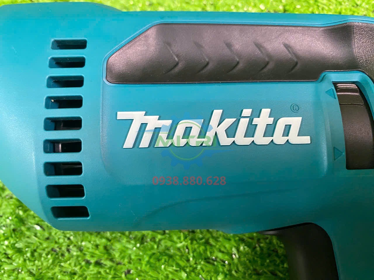 Máy khoan chuyên dụng Makita DP4021 đầu cặp nhanh 13 mm