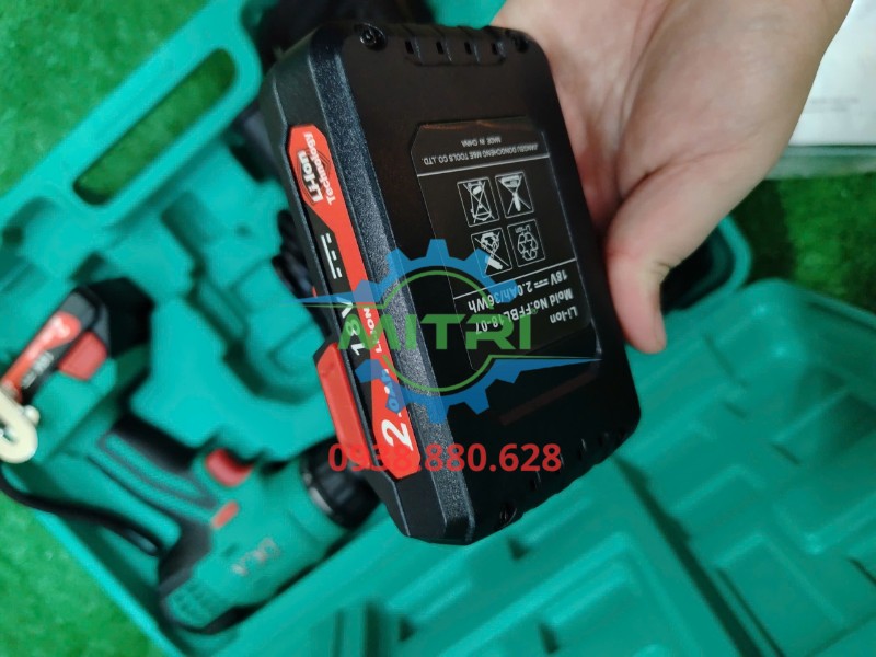 Máy siết bu lông pin DCA ADPB698DM đa tốc độ