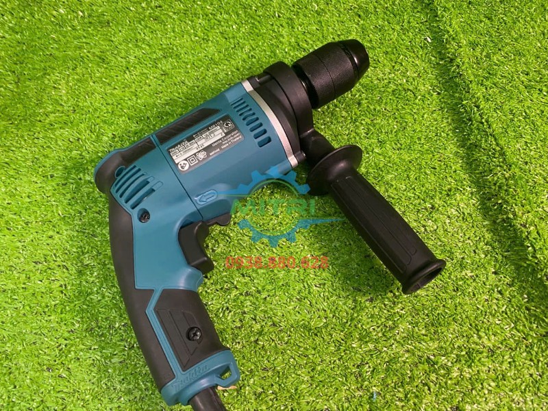 Máy khoan Makita M8104B toàn thân góc chéo trái