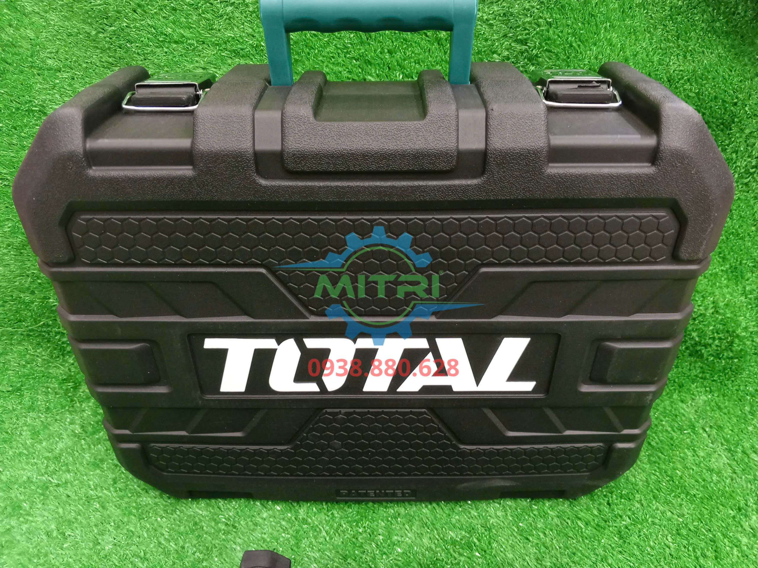 Máy khoan đục bê tông 1800W Total TH118366 36mm