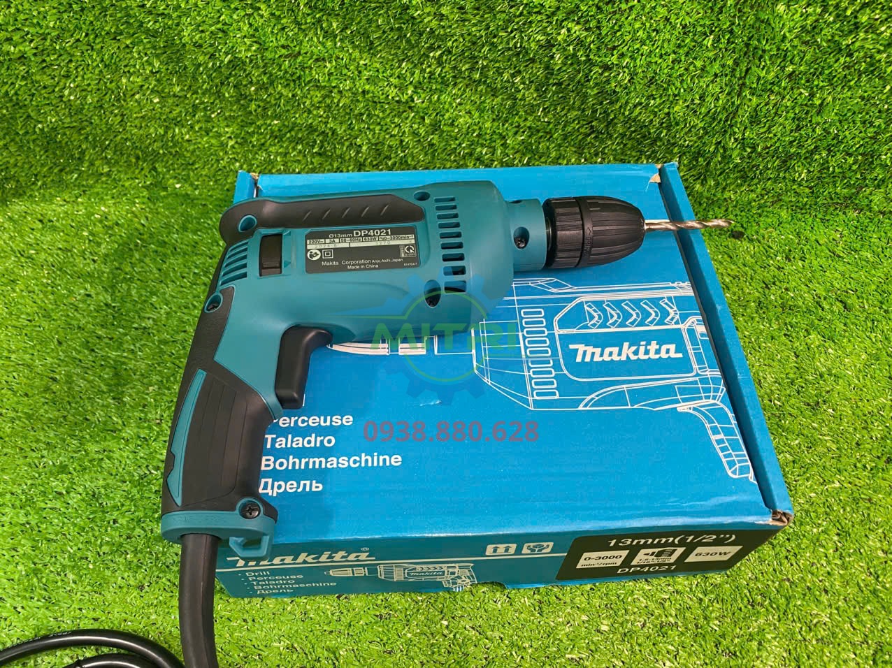 Đầu cặp nhanh 13 mm trên Máy khoan Makita DP4021
