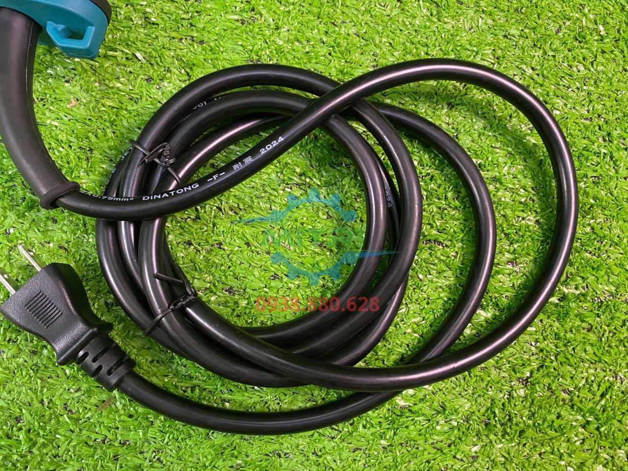 Máy khoan Makita DP4021 cần vệ sinh và bảo quản đúng cách