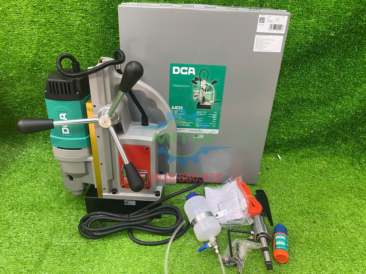 Máy khoan từ 1500W DCA AJC23 kèm phụ kiện