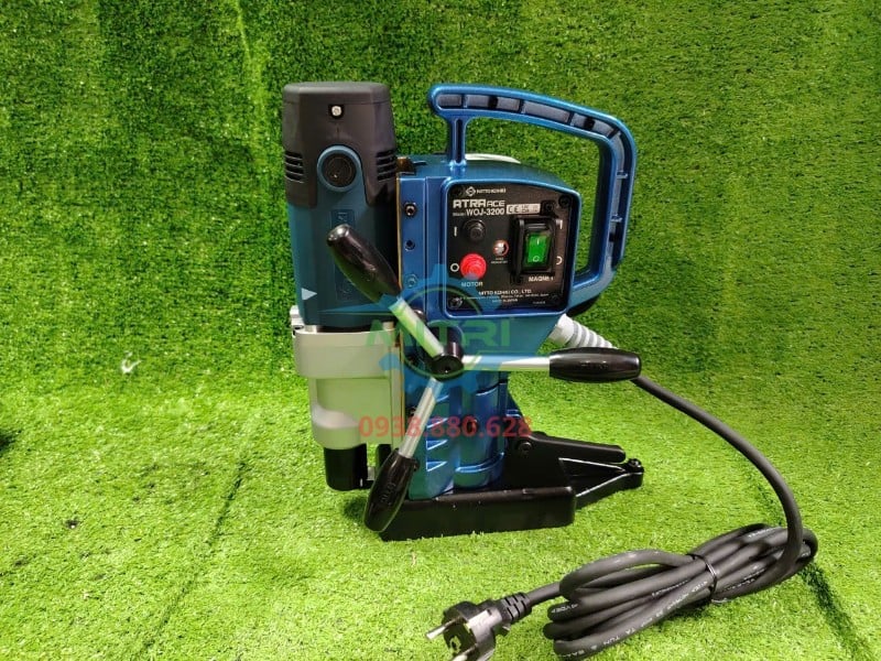Máy khoan từ Nitto WOJ-3200 cho công việc cơ khí