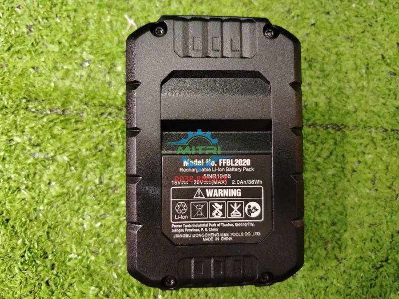 Máy khoan vặn vít DCA ADJZ2060ADM dùng pin 20V