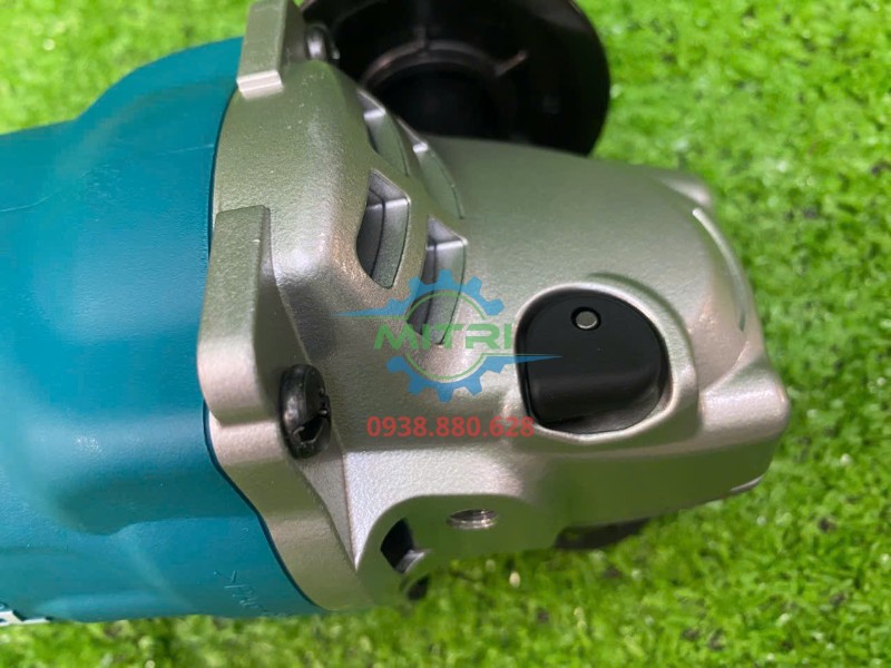 Đầu hộp số và khóa trục máy mài góc Makita GA5010