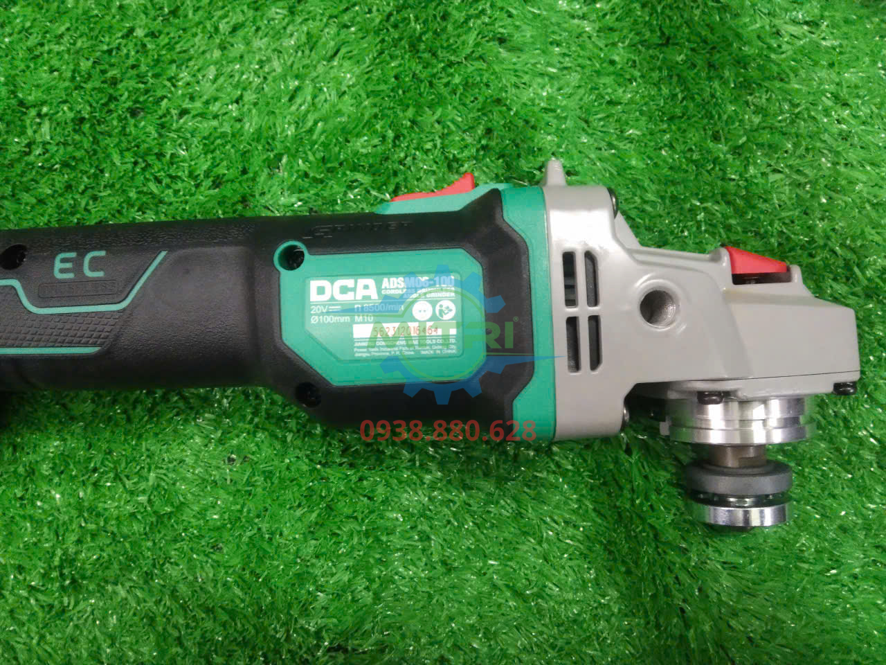 Máy mài góc DCA ADSM06-100FK 20V dùng pin