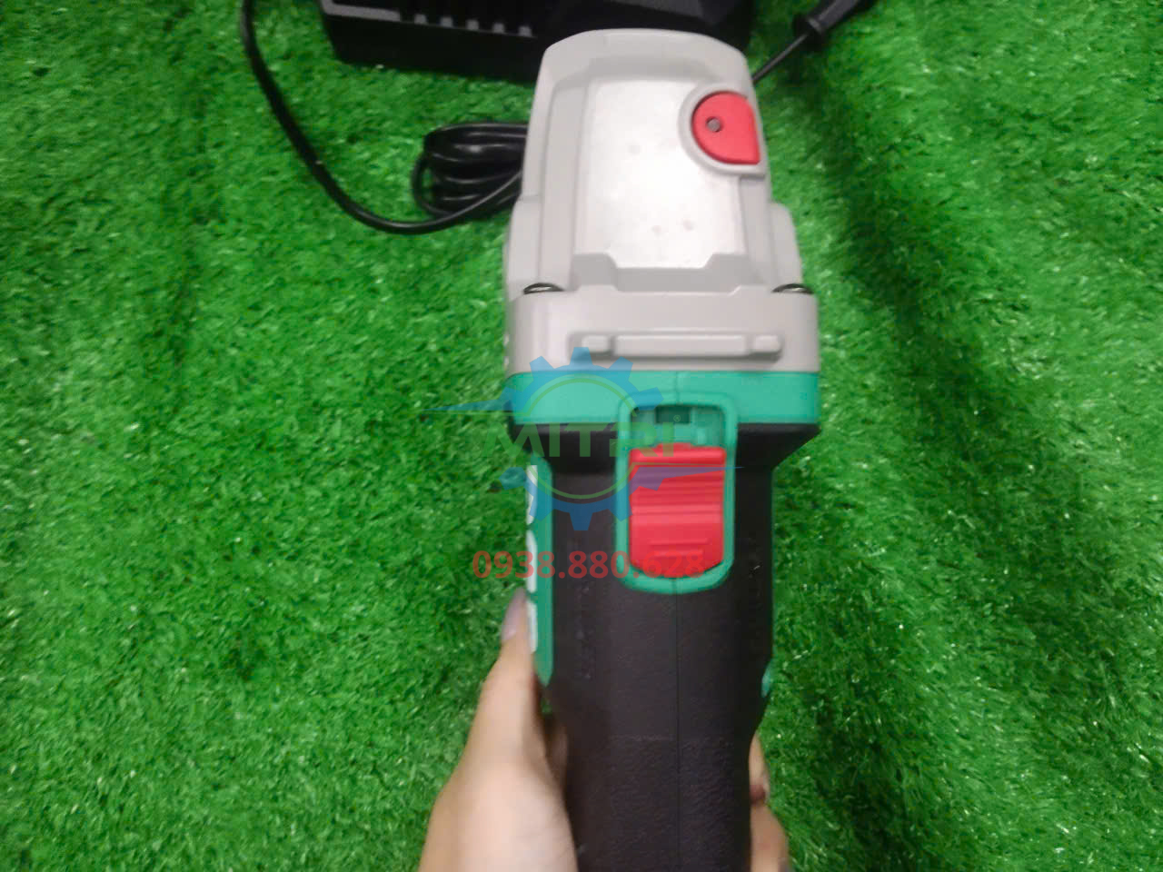 Máy mài góc dùng pin 20V DCA ADSM06-100FK chính hãng