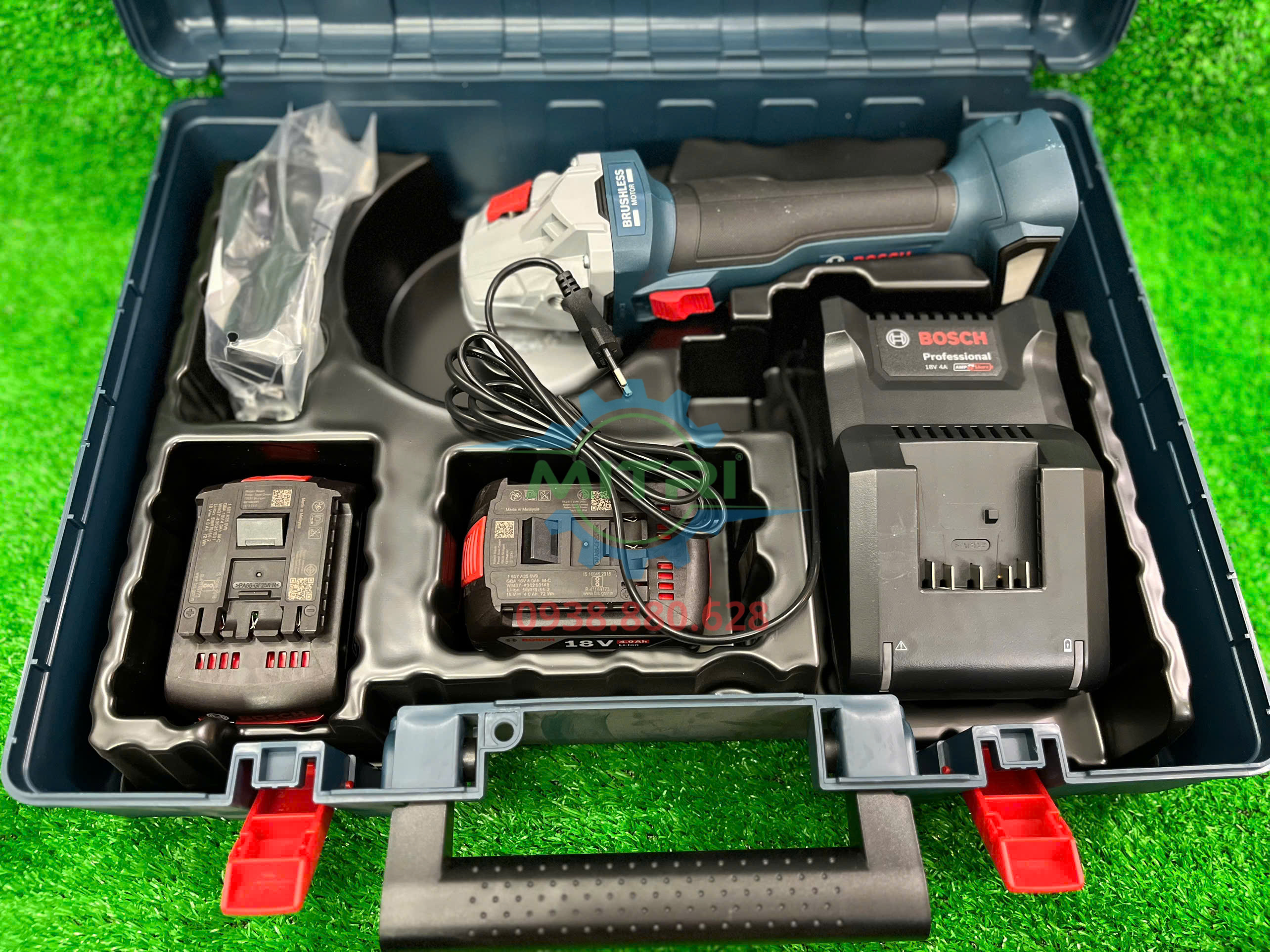 Máy mài góc Bosch GWS 18V-8 cho thợ cơ khí