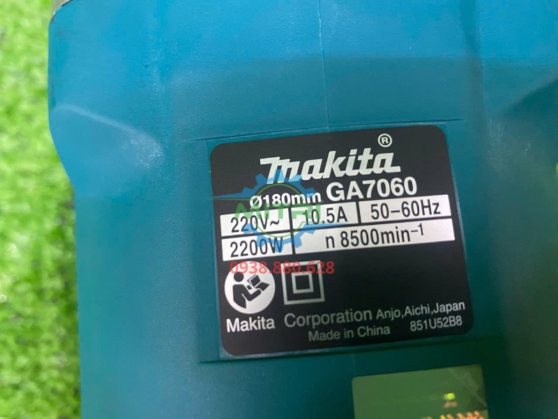 Tem thông số kỹ thuật máy mài góc Makita GA7060