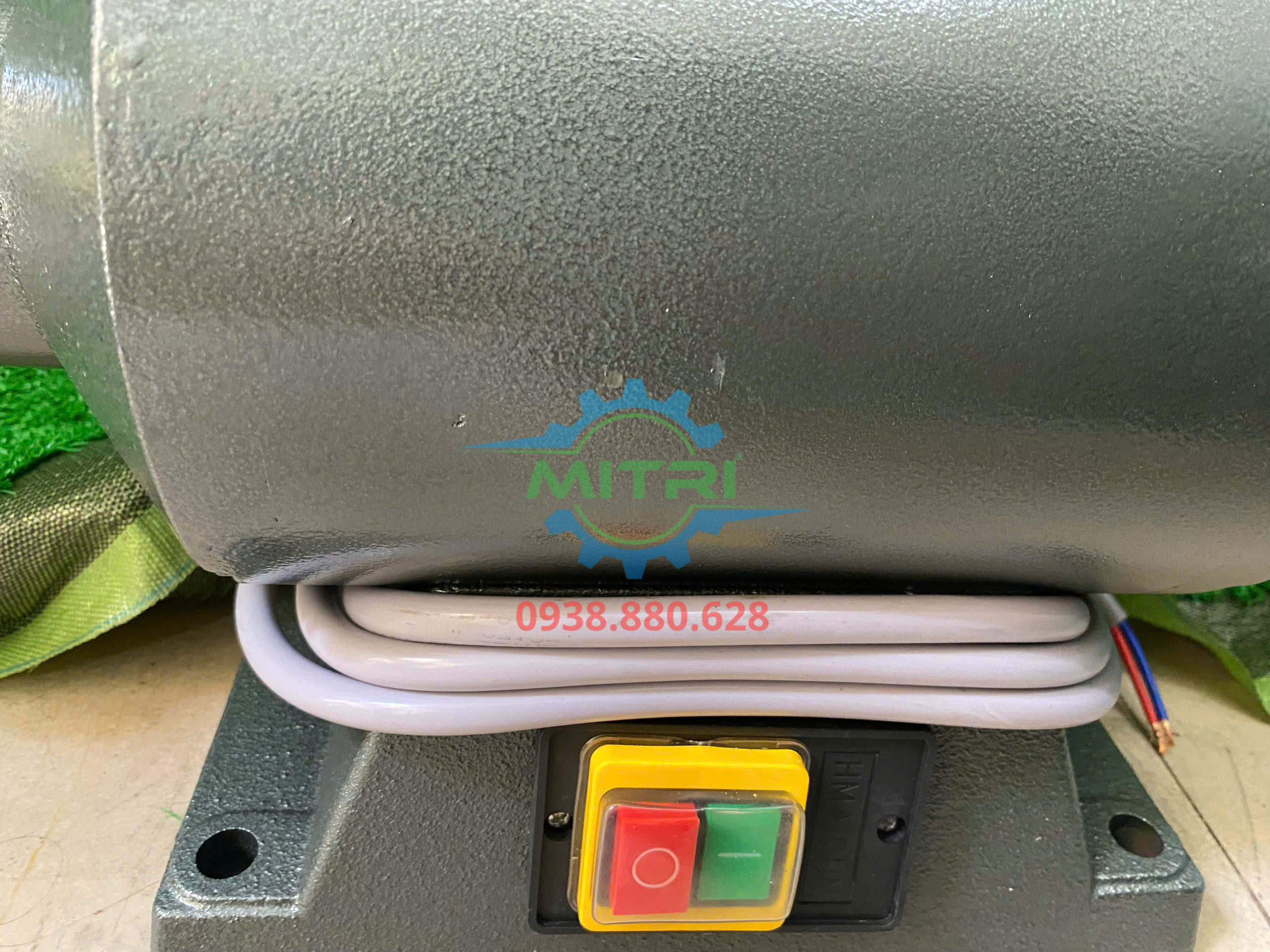 may-mai-hai-dau-da-250mm-hong-ky-2hp-220v