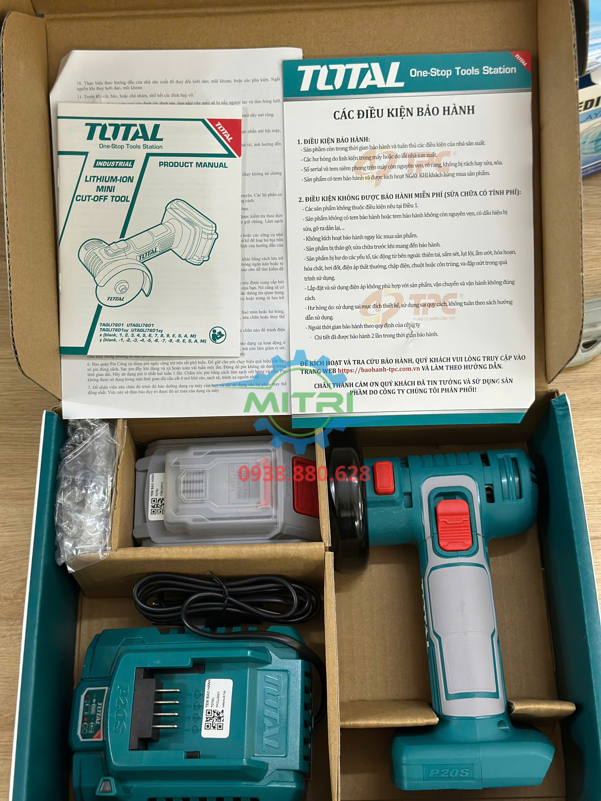 Máy mài mini dùng pin Total TAGLI76017 cho thợ cơ khí