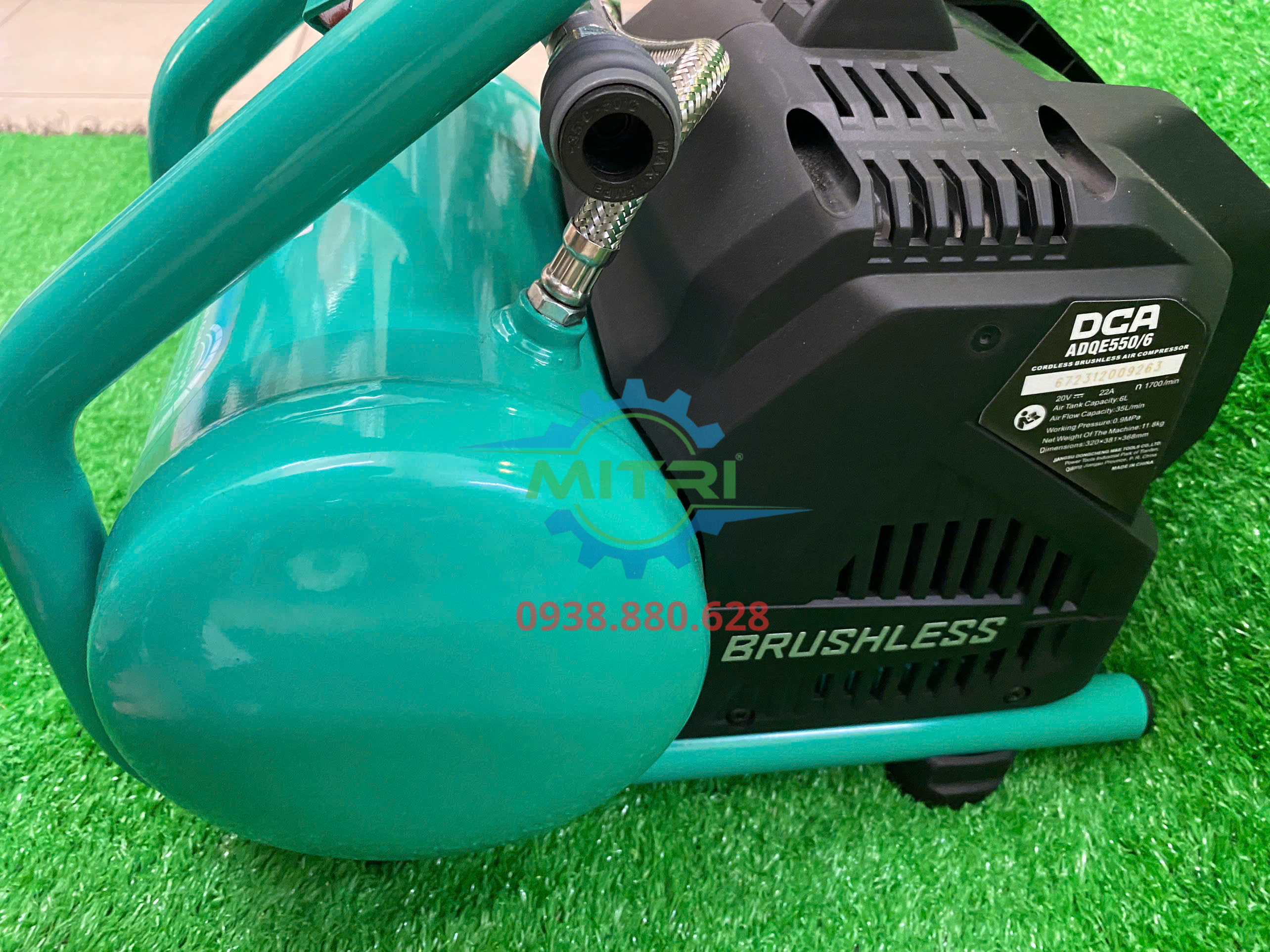 Máy nén khí không dầu pin DCA ADQE550/6Z solo