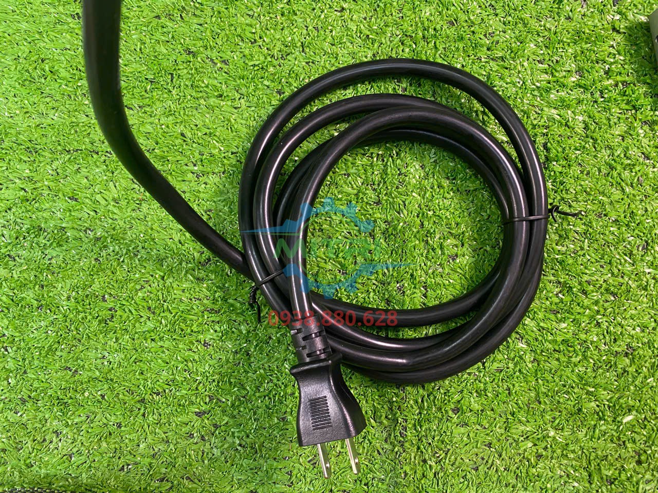 Máy phay nhúng Makita M3600B cần vệ sinh và bảo dưỡng đúng cách