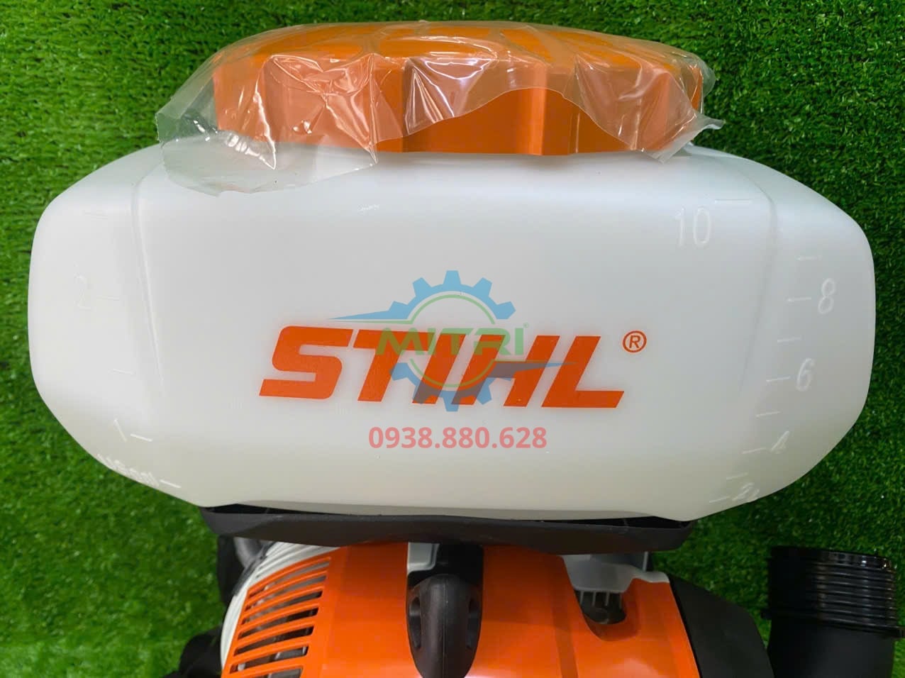 Máy phun STIHL SR200 sử dụng trong vườn cây ăn trái theo phạm vi phù hợp