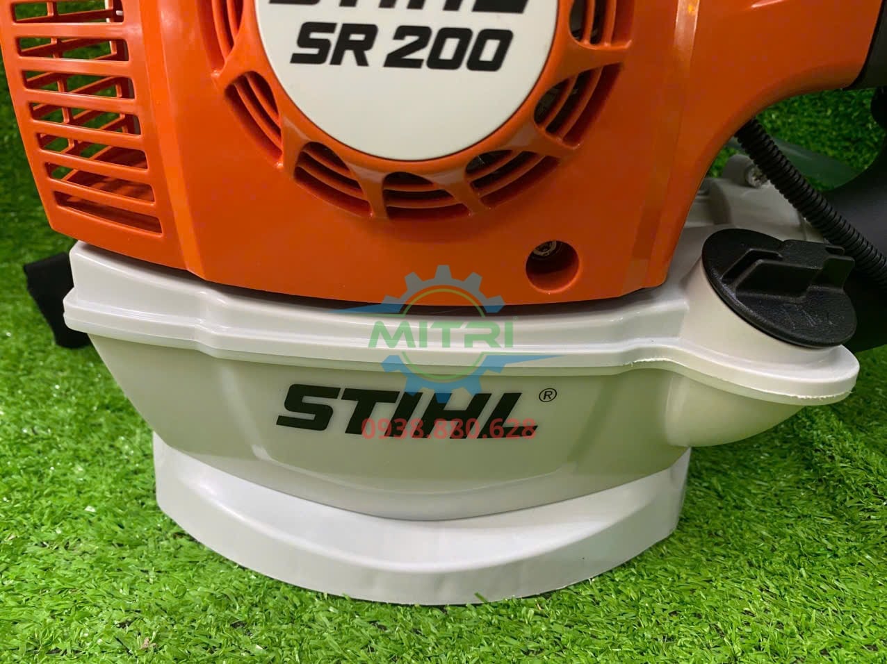 STIHL SR200 dùng trong công việc chăm sóc cây trồng theo quy định phù hợp