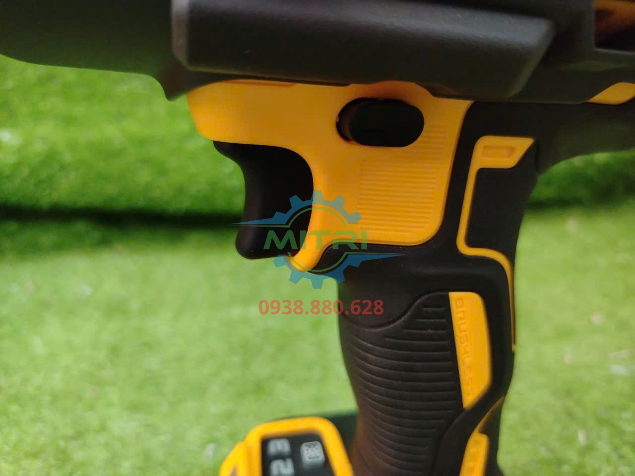 Máy siết bu lông DeWalt model DCF900N thuộc dòng XR High Torque