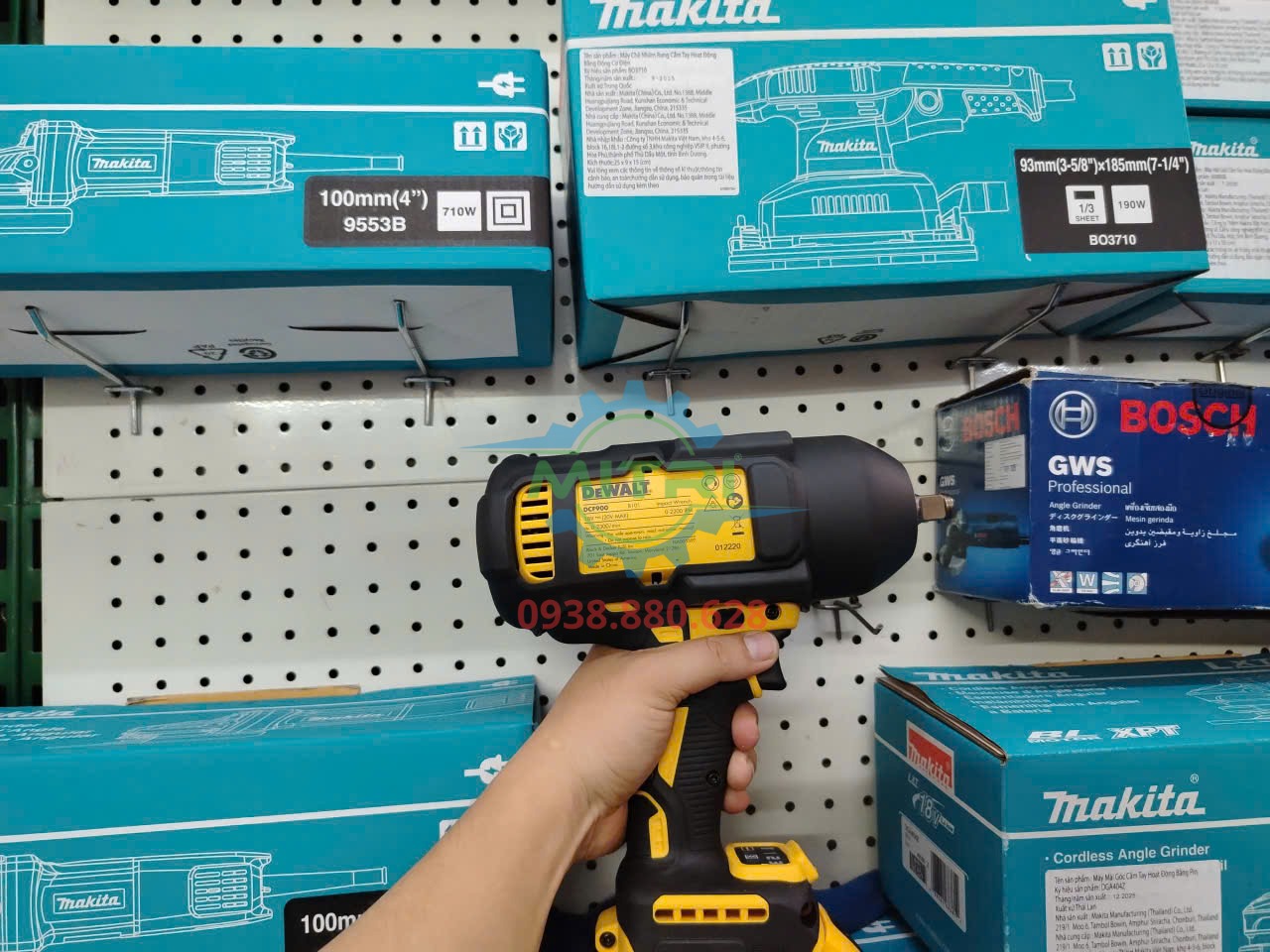 Máy siết bu lông dùng pin DeWalt DCF900N XR hiệu suất cao