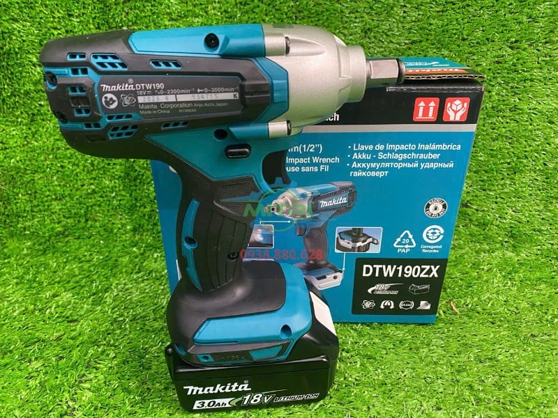 Máy siết bu lông Makita DTW190Z chính diện 18V LXT 190Nm