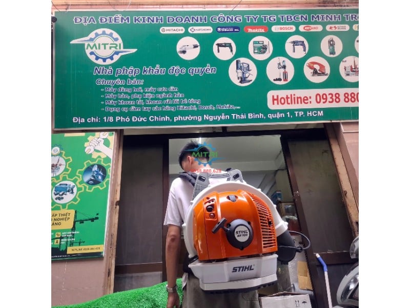 Toàn thân máy thổi lá STIHL BR700 thiết kế chắc chắn