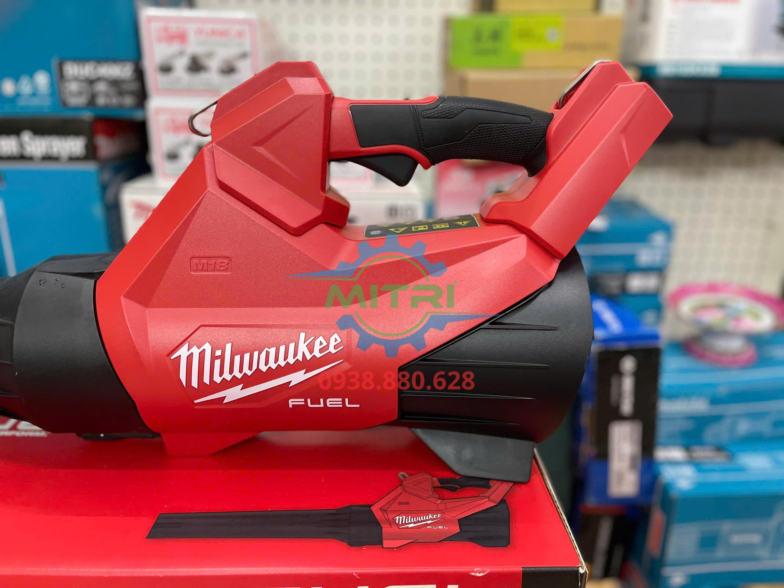 Máy thổi lá Milwaukee M18 FBLG3-0 18V chính hãng
