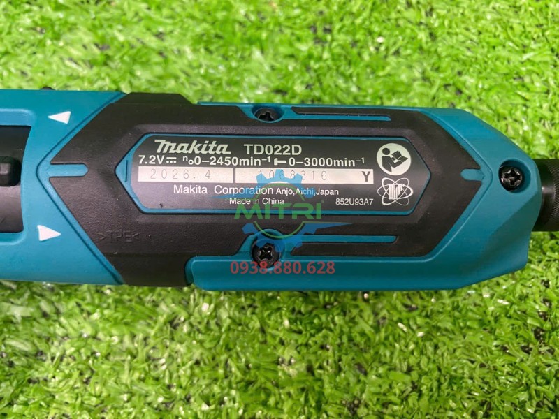 Tem thông số kỹ thuật máy vặn vít Makita TD022DSE