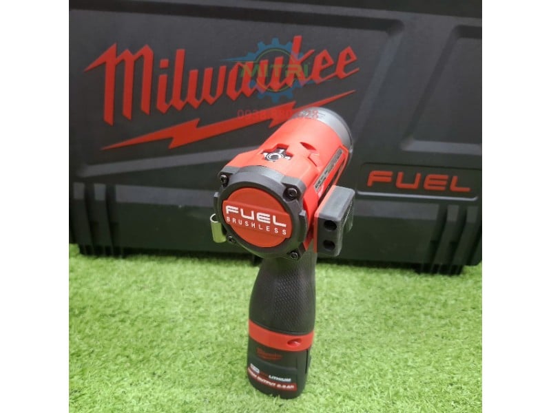 Máy vặn vít Milwaukee M12 FID2 phù hợp thợ điện nội thất bảo trì