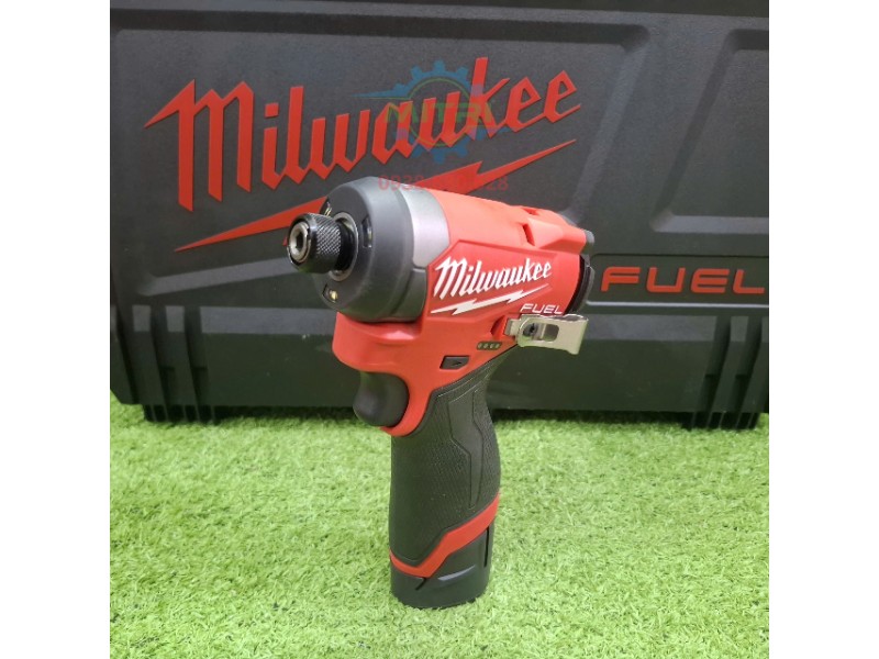 Máy vặn vít Milwaukee M12 FID2 chính hãng nhỏ gọn lực siết mạnh