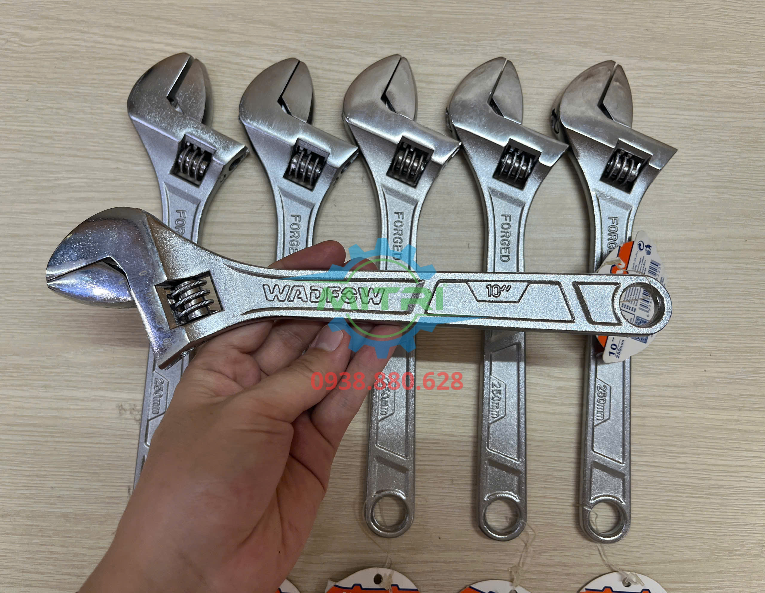 Mỏ lết WadFow WAW1110 10 inch giá tốt tại Minh Triết