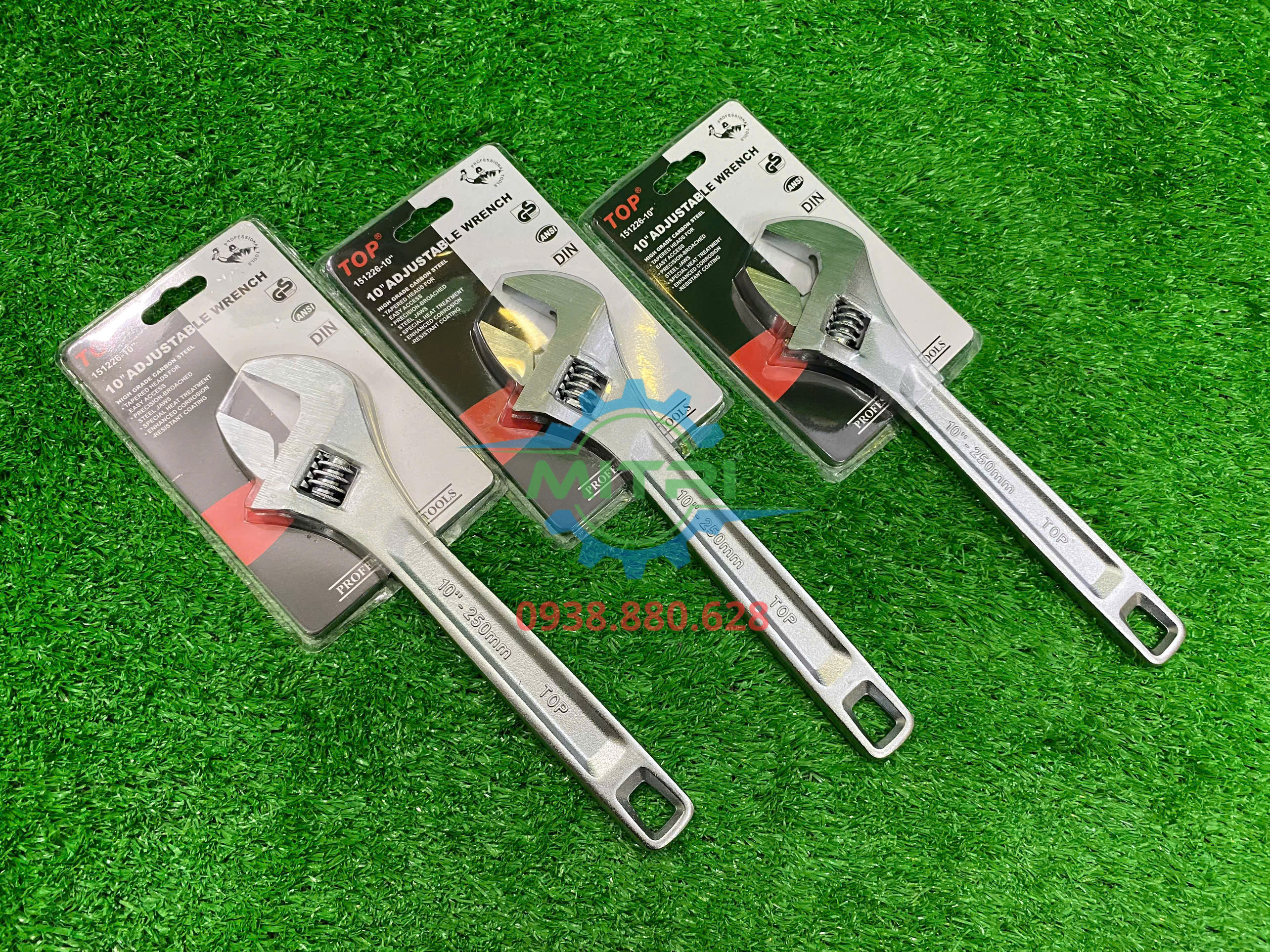 Mỏ lết hiệu TOP làm từ thép hợp kim