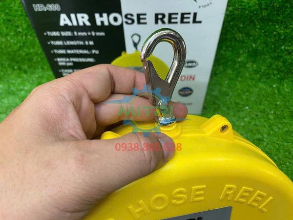Móc treo cuộn dây hơi khí nén tự rút TOP HR-600