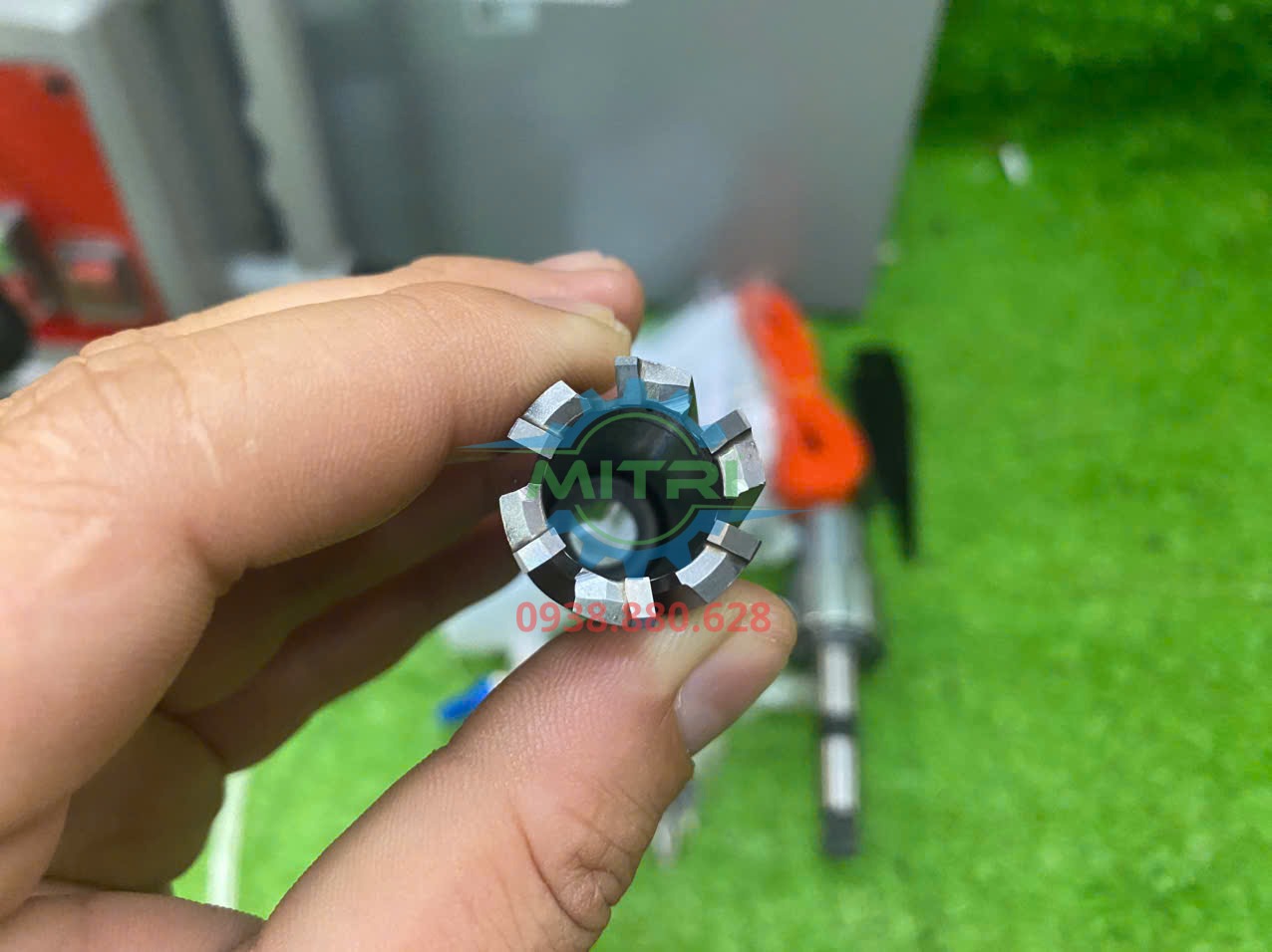 Mũi khoan từ DCA AJC23 cận cảnh lưỡi cắt