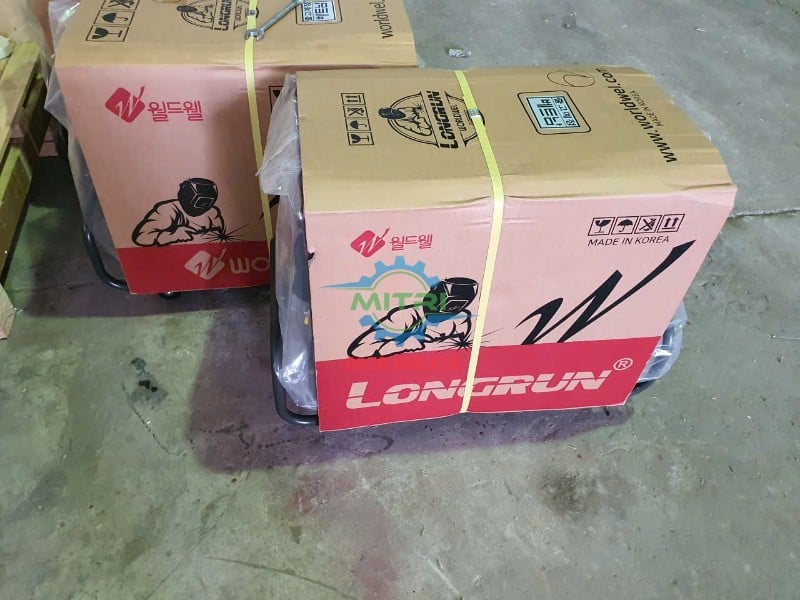 Phối hợp Bộ giải nhiệt Long Run 350WC với máy hàn TIG công nghiệp Phối hợp Bộ giải nhiệt Long Run 350WC với máy hàn TIG công nghiệp