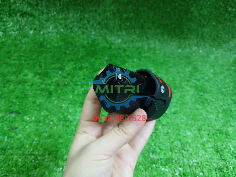 Pin máy Bosch 12V 2Ah 1600A00F6X