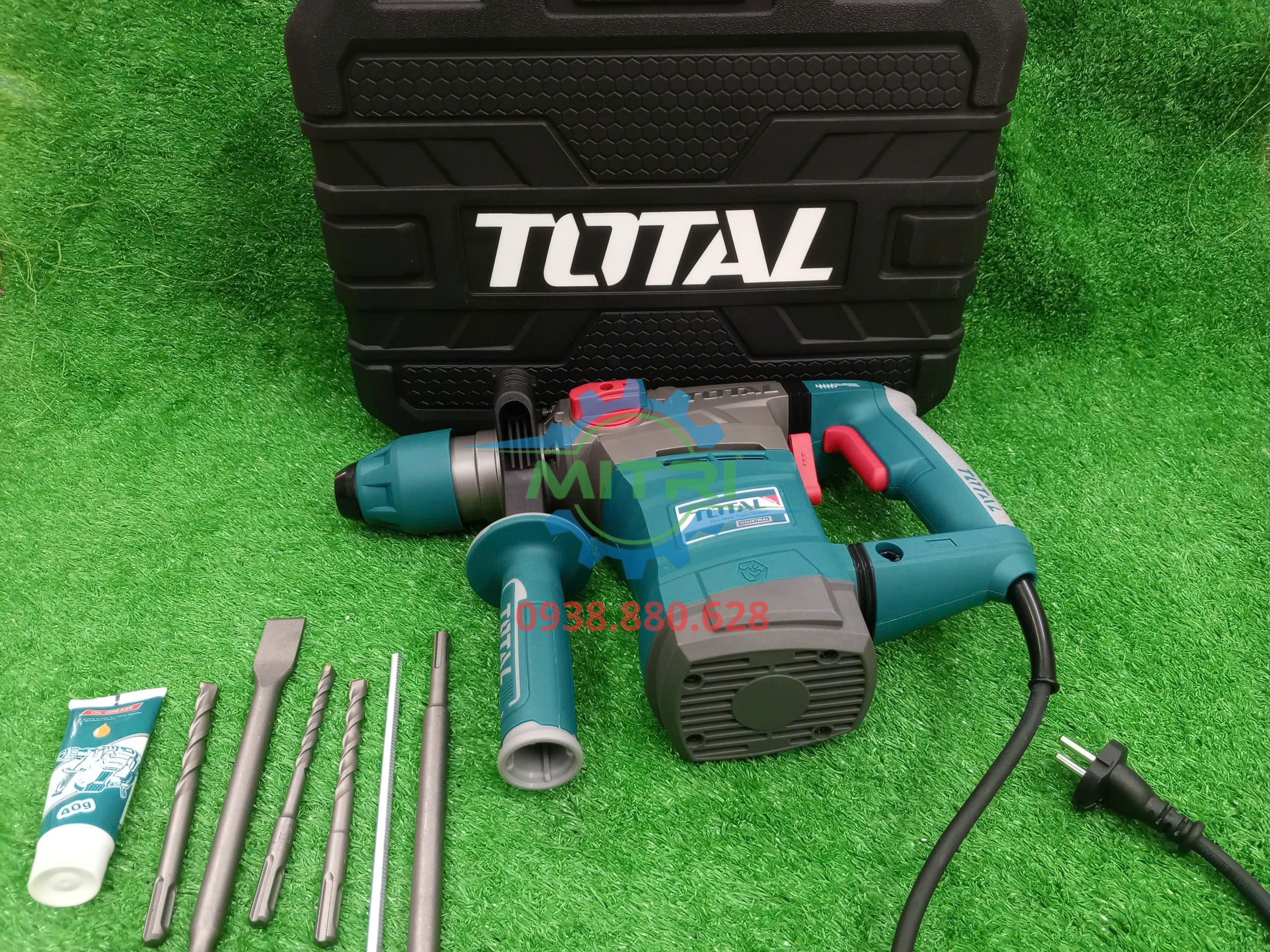 Review thực tế máy khoan đục Total TH118366 Minh Triết