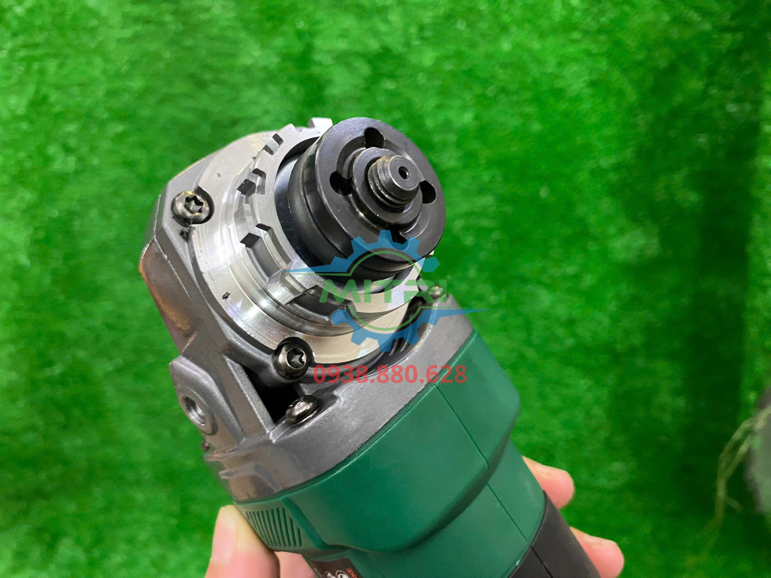 Review thực tế máy mài pin Dekton M21-AG100PLUS tại công trình